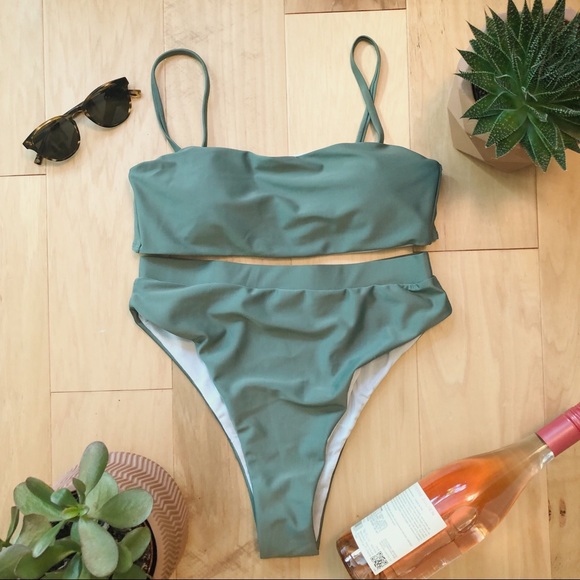 High Waisted Green Bikini - Picture 2 of 3